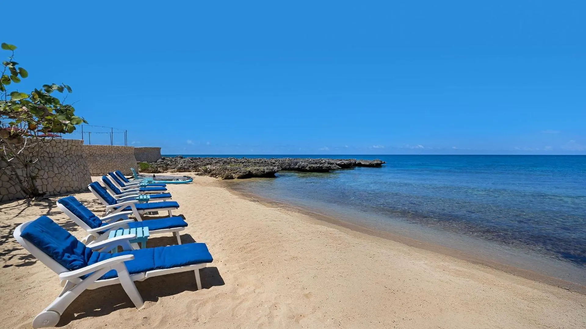 Ocean Cliff Hotel Negril Limited - Adults Only