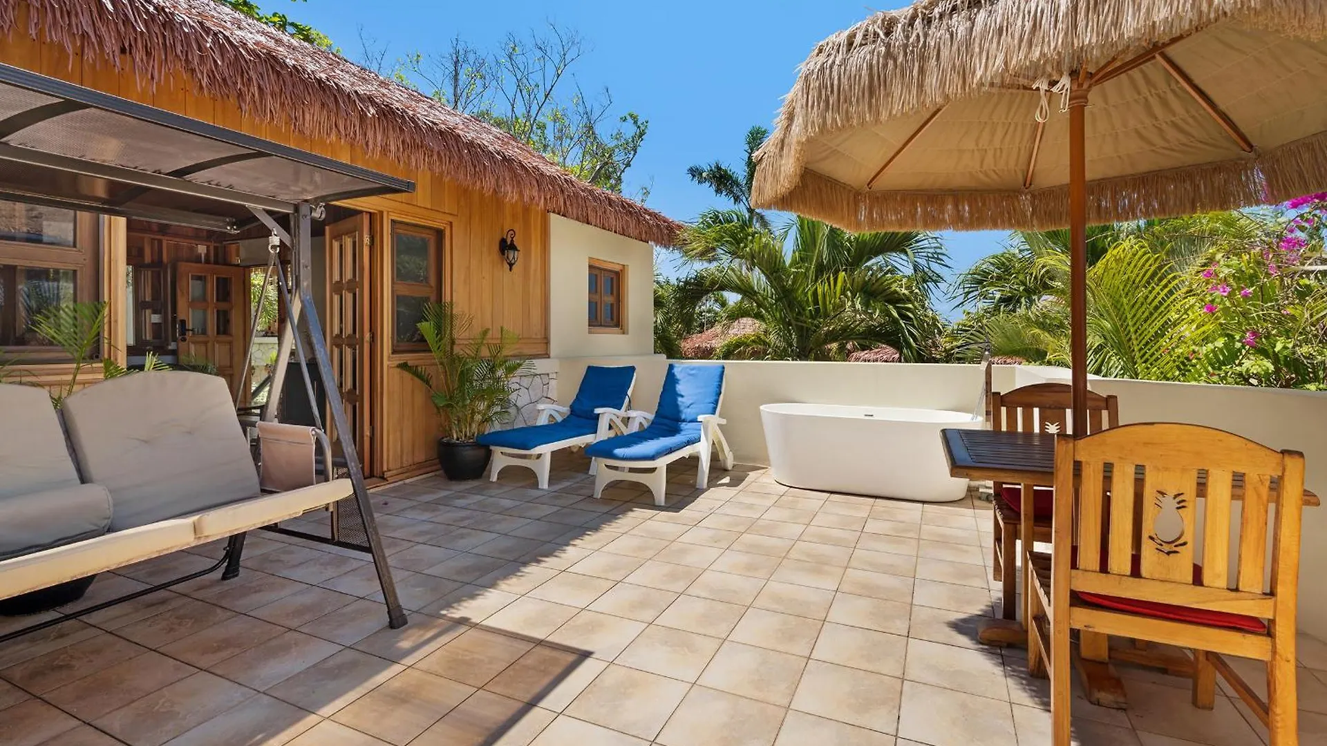 Ocean Cliff Hotel Negril Limited - Adults Only